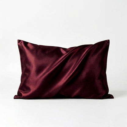 Elizabeth – İsminize Özel İşlemeli Premium Vegan Saten Güzellik Yastık Kılıfı