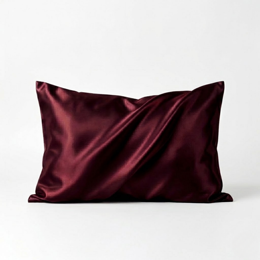 Elizabeth – İsminize Özel İşlemeli Premium Vegan Saten Güzellik Yastık Kılıfı